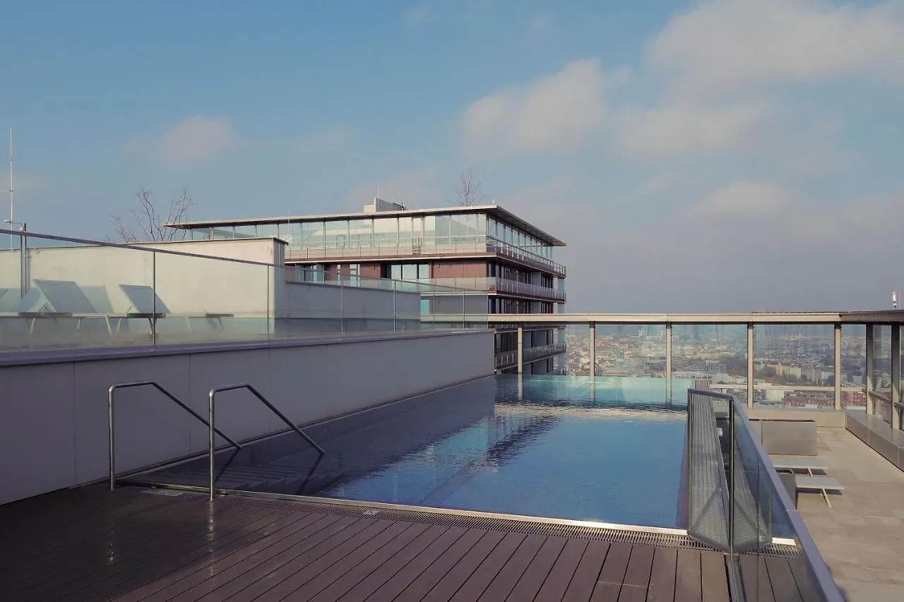 Triiiple Suites Level 22 Mit Balkon Und Tiefgarage Bécs Ausztria