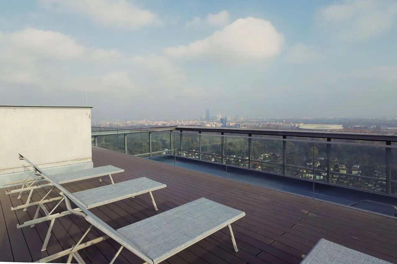 Triiiple Suites Level 22 Mit Balkon Und Tiefgarage Bécs Apartman