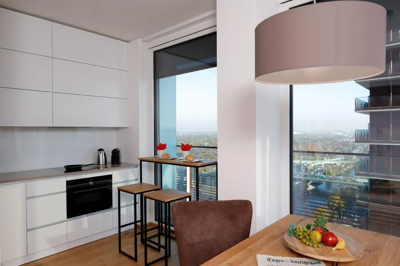 Triiiple Suites Level 22 Mit Balkon Und Tiefgarage Vienna 0*,  Austria